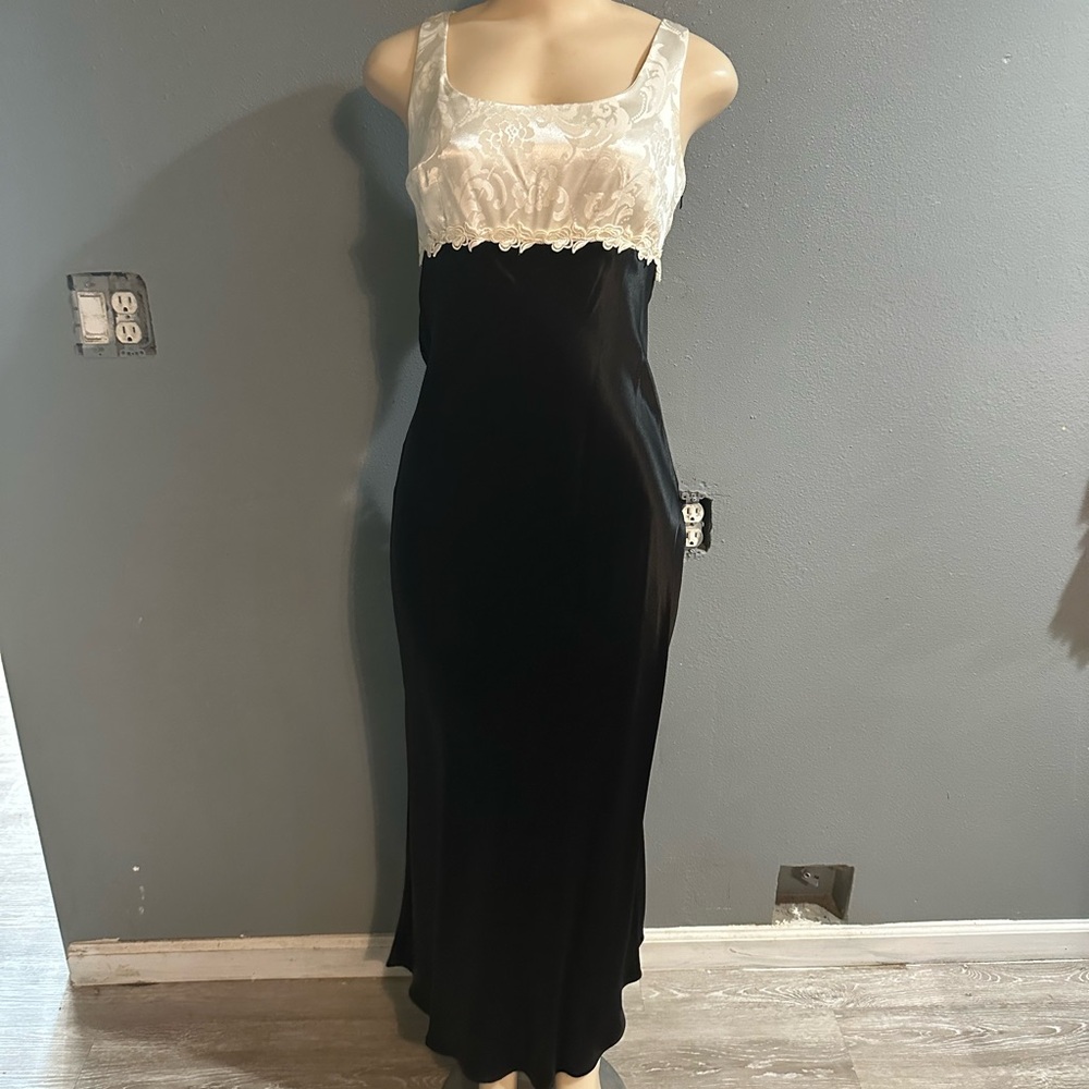 Rampage white and black vintage dress